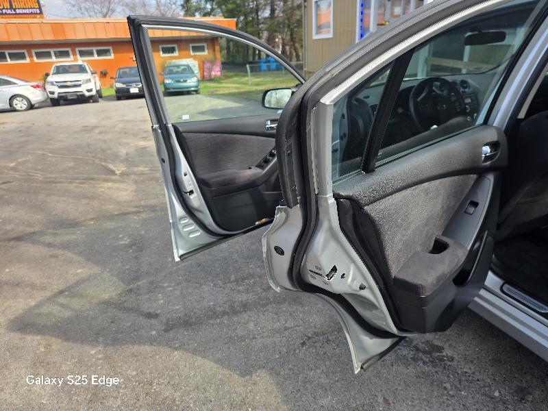 Nissan Altima 2.5 2012