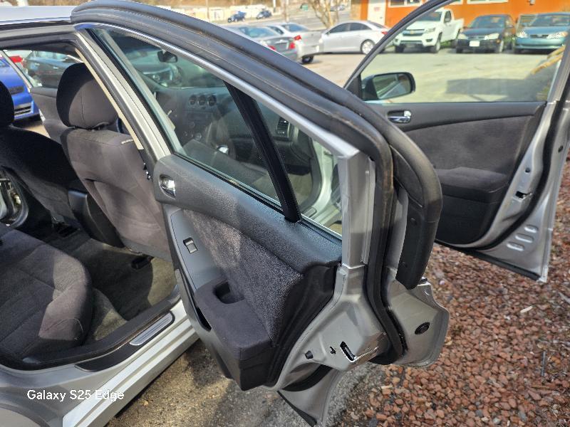 Nissan Altima 2.5 2012