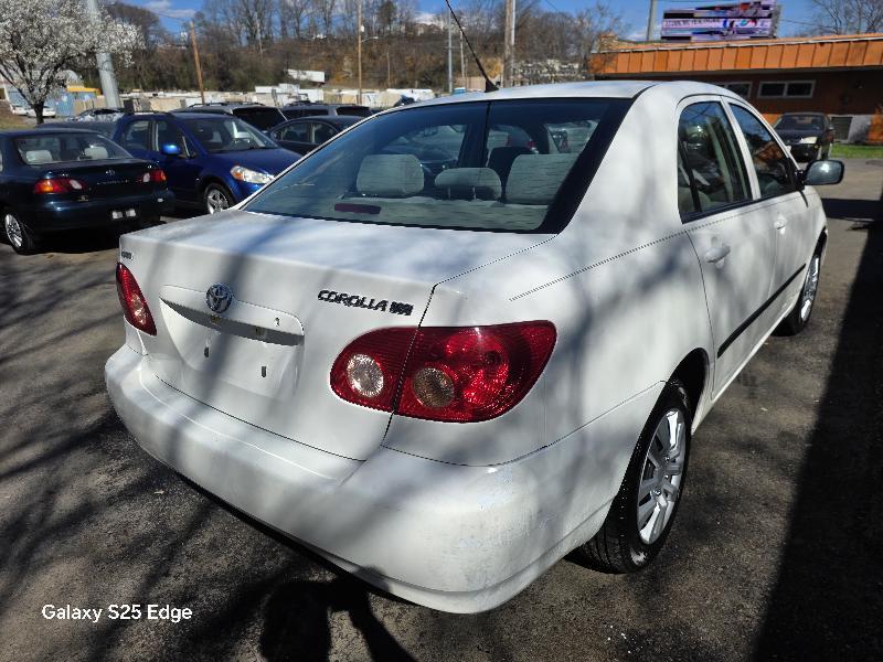 Toyota Corolla 4dr Sdn CE Auto 2007