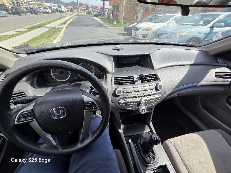 Honda Accord LX sedan 2009