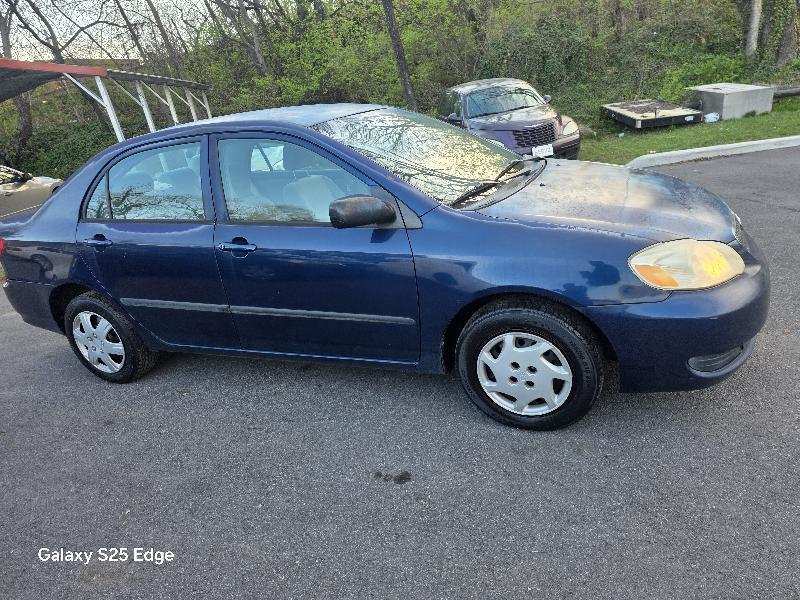 Toyota Corolla CE 2005