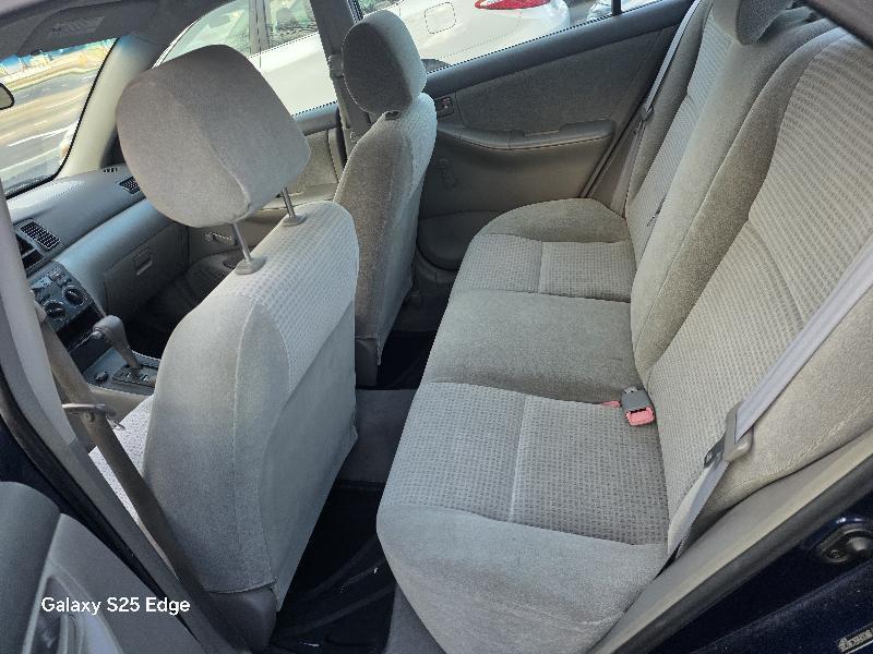 Toyota Corolla CE 2005