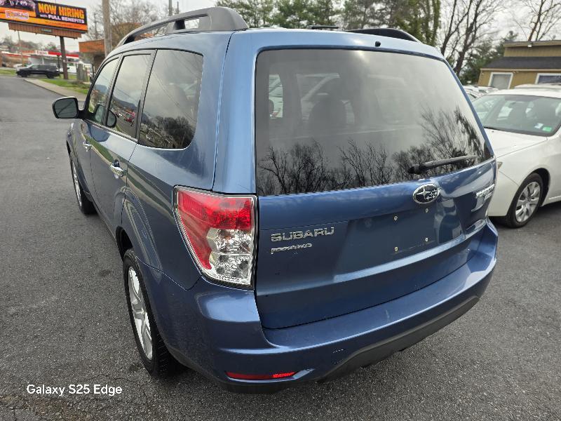 Subaru Forester 2.5X Premium 2010