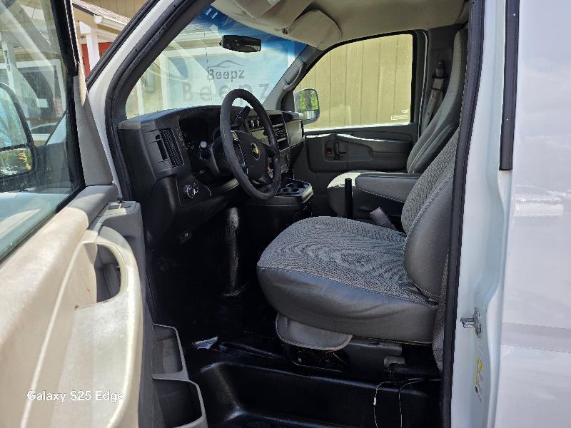 Chevrolet Express 2500 Cargo 2011