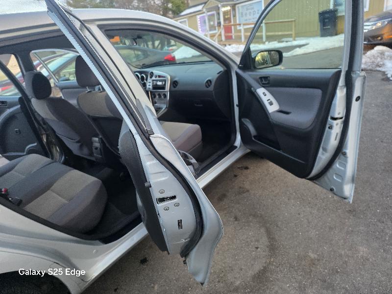 Toyota Matrix 2WD 2006