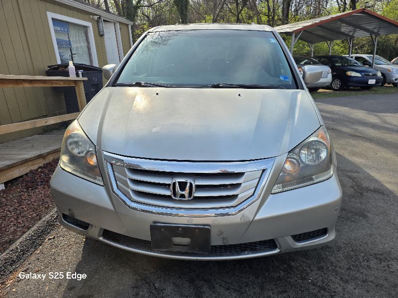 Honda Odyssey Touring w/ PAX Tires 2009