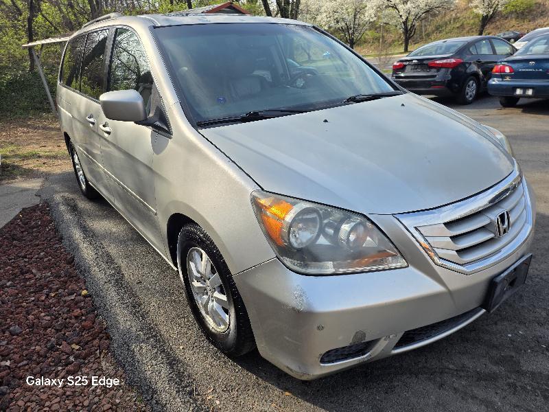 Honda Odyssey Touring w/ PAX Tires 2009