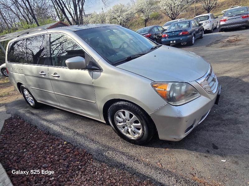 Honda Odyssey Touring w/ PAX Tires 2009