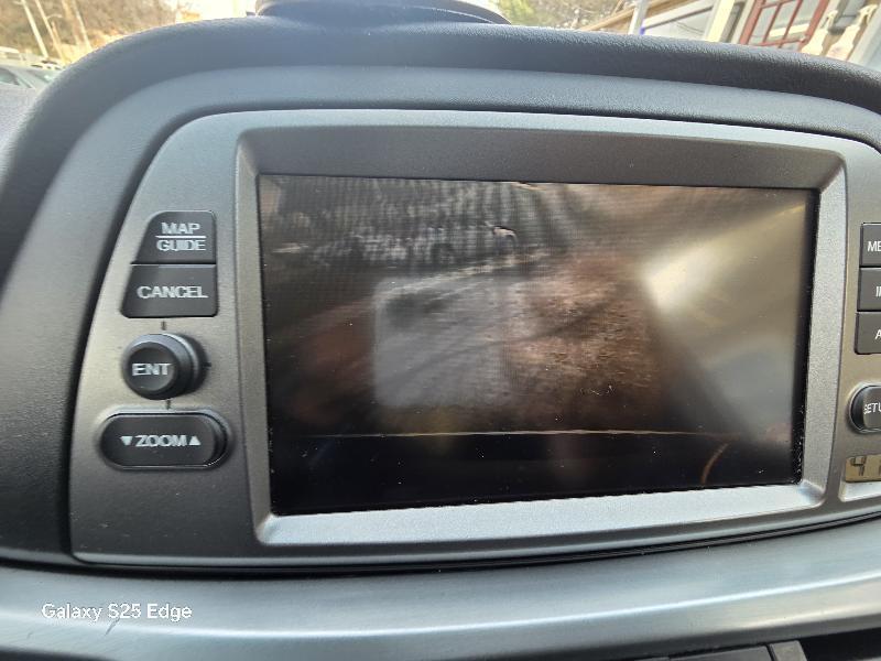 Honda Odyssey Touring w/ PAX Tires 2009