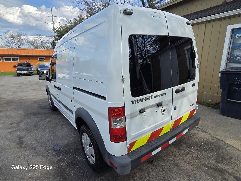 Ford Transit Connect XL with Side and Rear Door Glass 2011