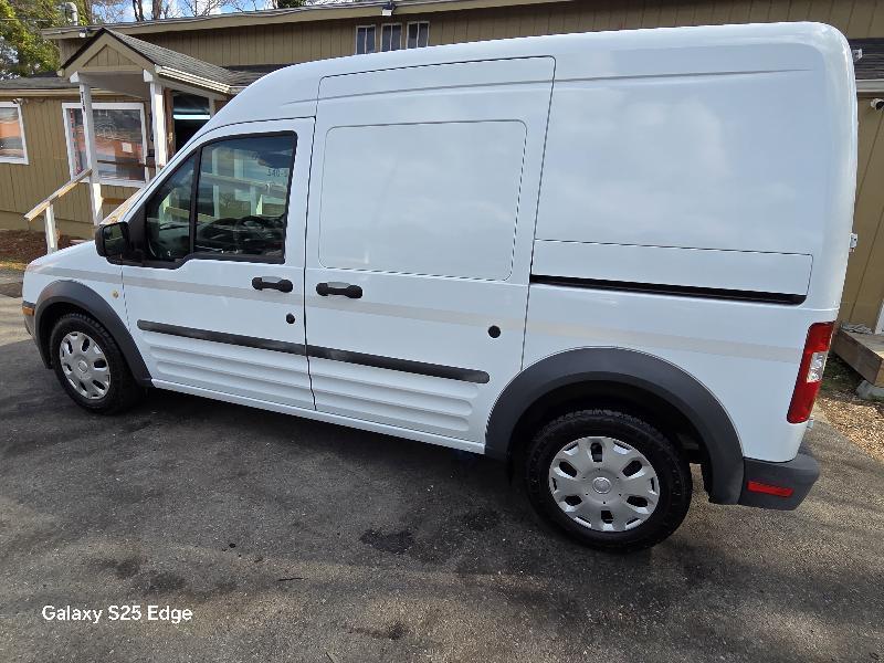 Ford Transit Connect XL with Side and Rear Door Glass 2011