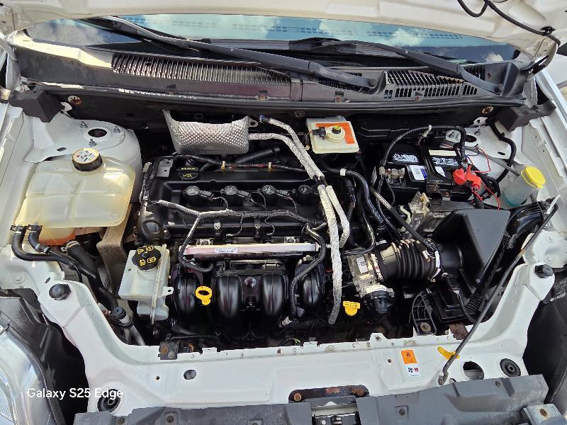 Ford Transit Connect XL with Side and Rear Door Glass 2011