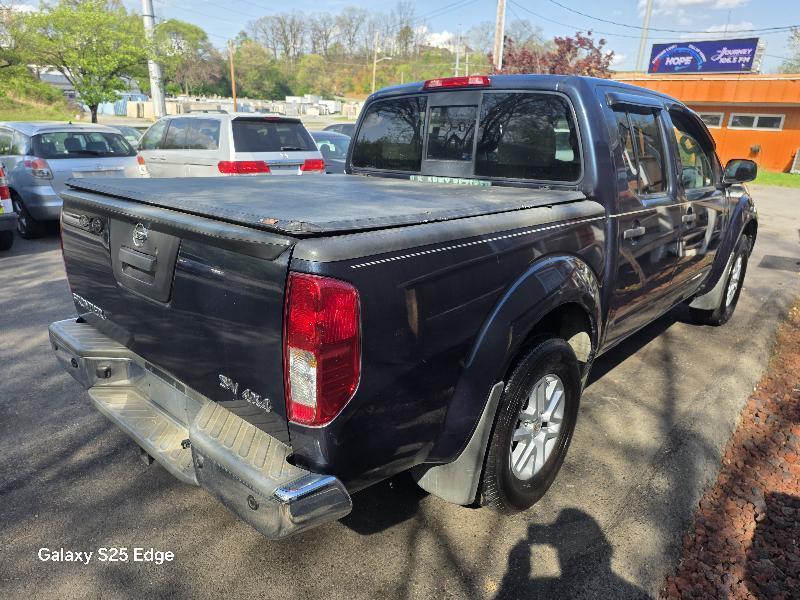 Nissan Frontier SL Crew Cab 5AT 4WD 2015