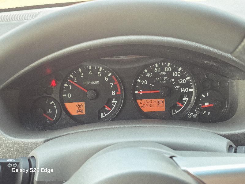 Nissan Frontier SL Crew Cab 5AT 4WD 2015