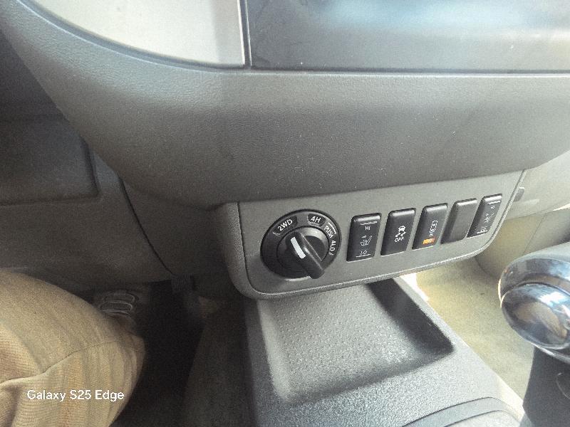 Nissan Frontier SL Crew Cab 5AT 4WD 2015