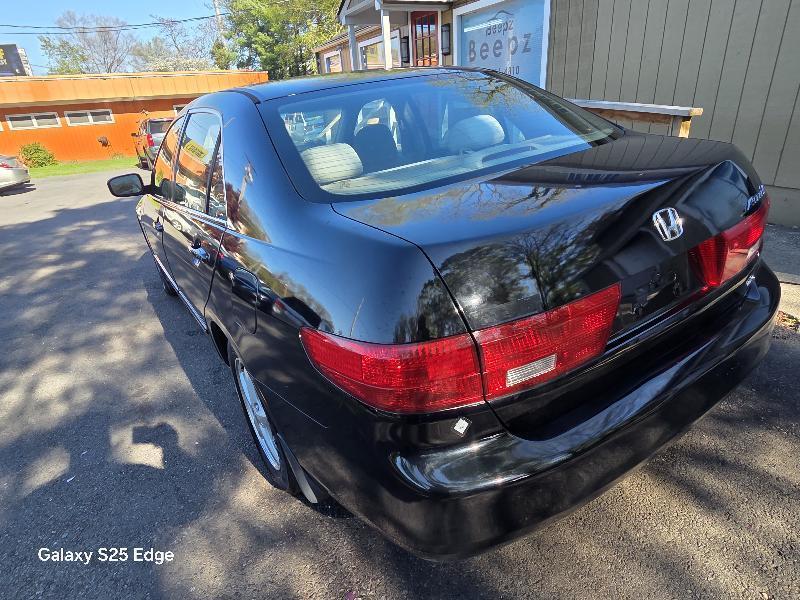 Honda Accord EX Sedan AT 2005