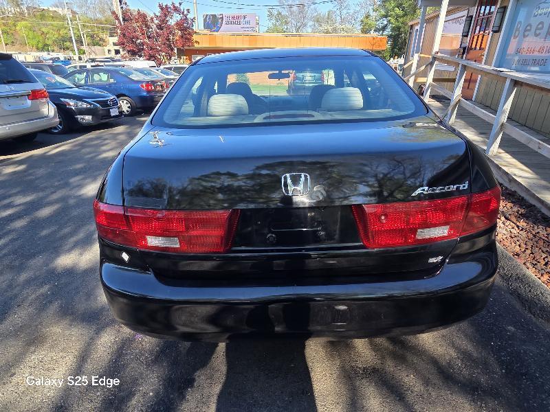 Honda Accord EX Sedan AT 2005
