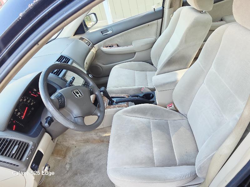 Honda Accord EX Sedan AT 2005