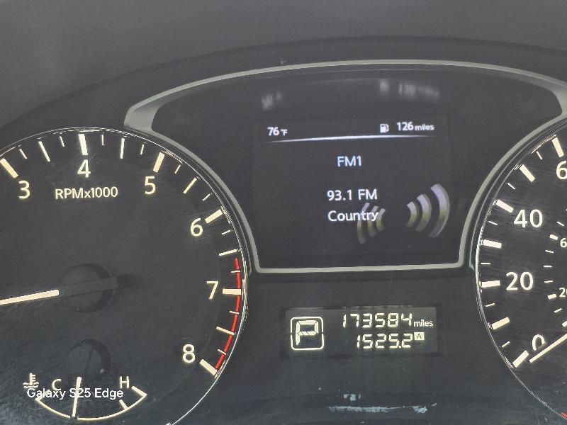 Nissan Altima 2.5 SV 2015