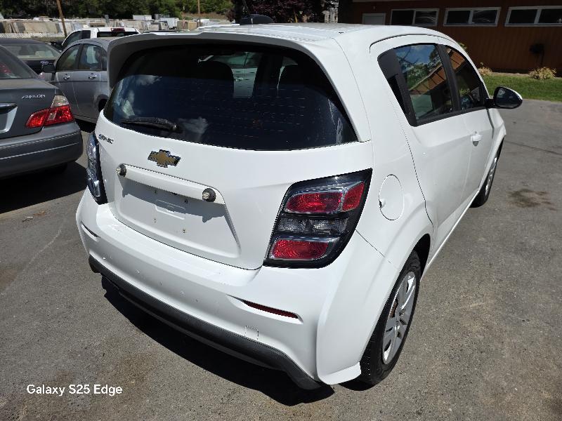 Chevrolet Sonic FL Auto Hatchback 2017