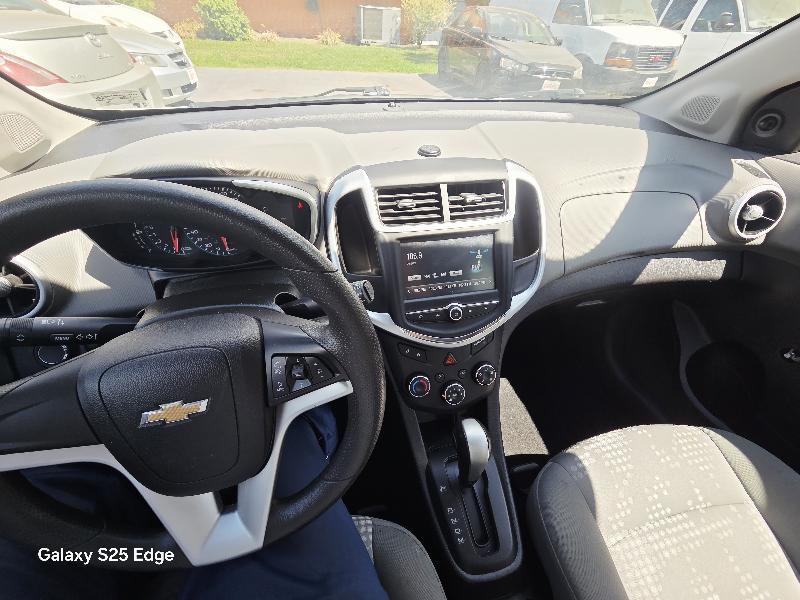 Chevrolet Sonic FL Auto Hatchback 2017