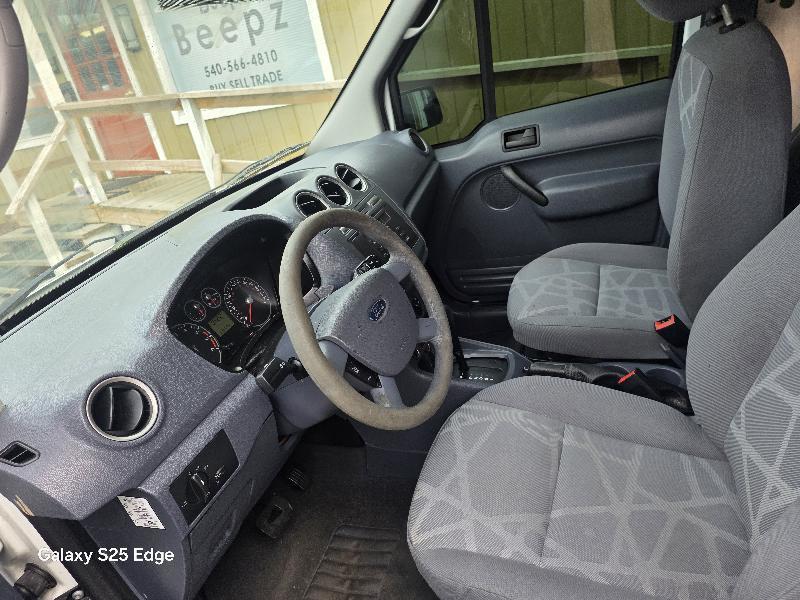 Ford Transit Connect XL 2012