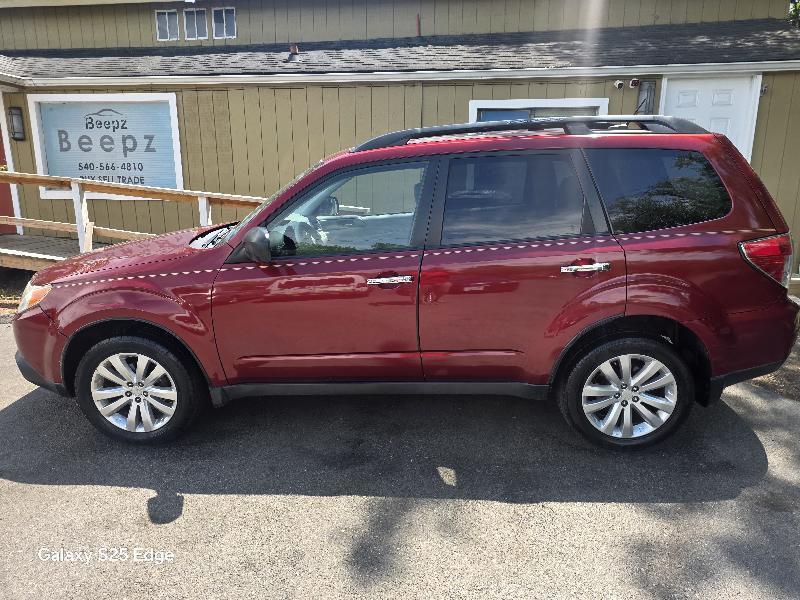 Subaru Forester 2.5X Premium 2012