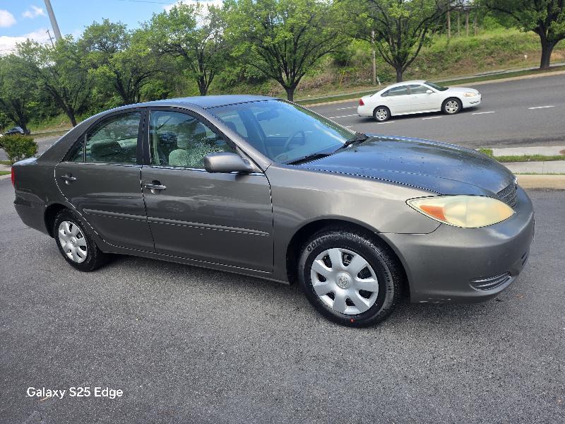 Toyota Camry Standard 2004