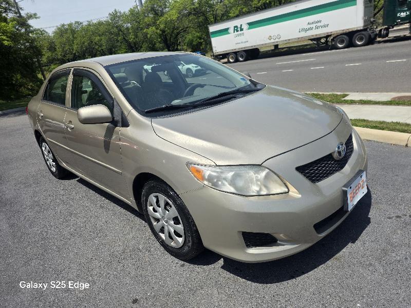 Toyota Corolla 4dr Sedan LE Auto 2010