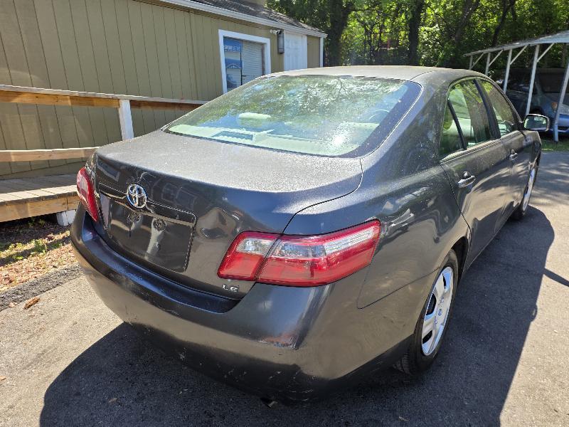 Toyota Camry 4dr Sdn LE Auto 2007