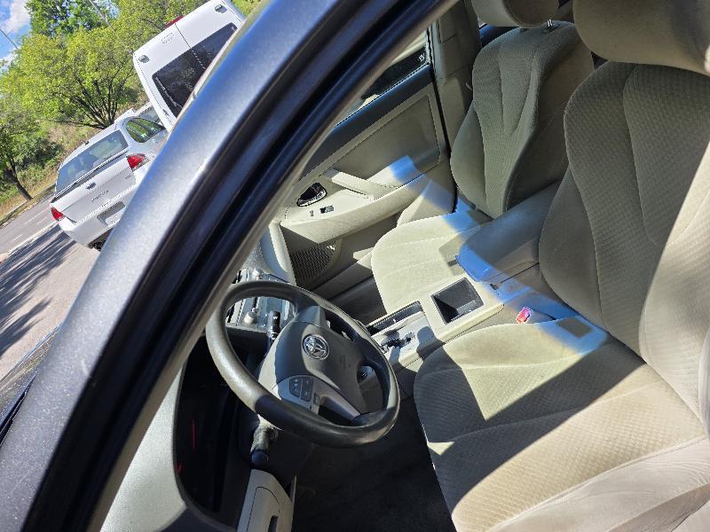 Toyota Camry 4dr Sdn LE Auto 2007