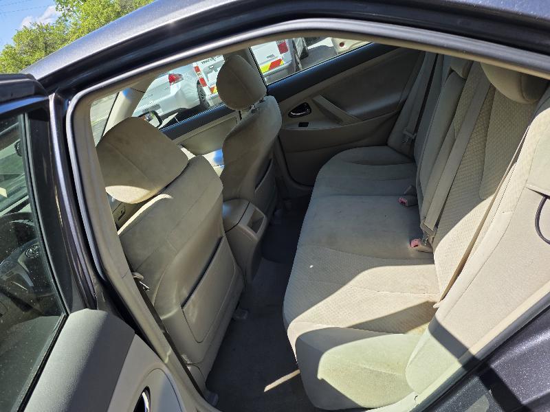 Toyota Camry 4dr Sdn LE Auto 2007
