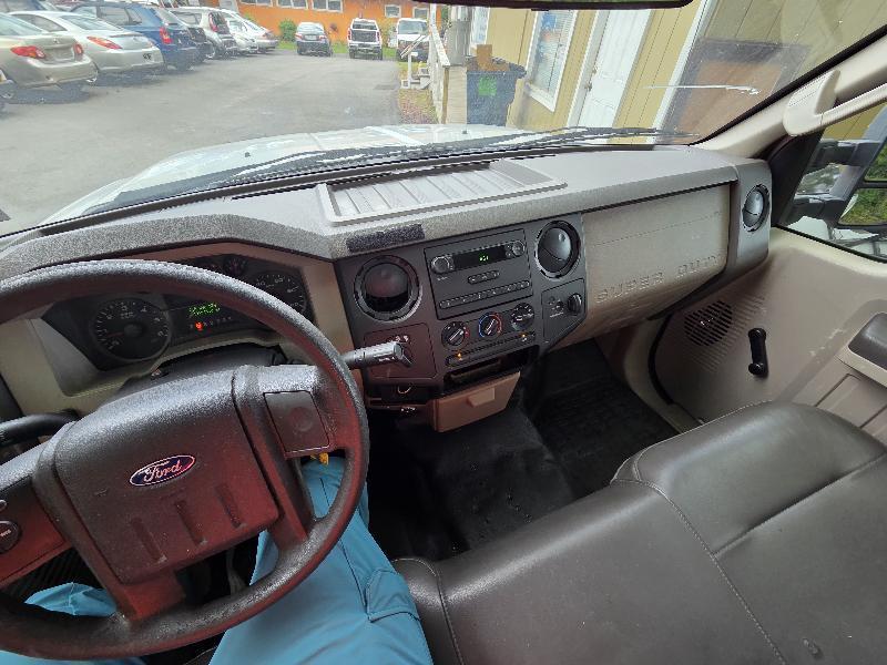 Ford F-250 SD XL 4WD 2009