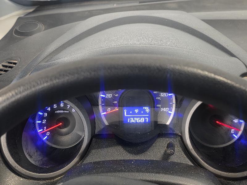 Honda Fit 5-Speed MT 2010