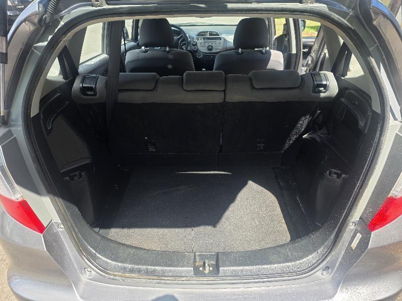 Honda Fit 5-Speed MT 2010