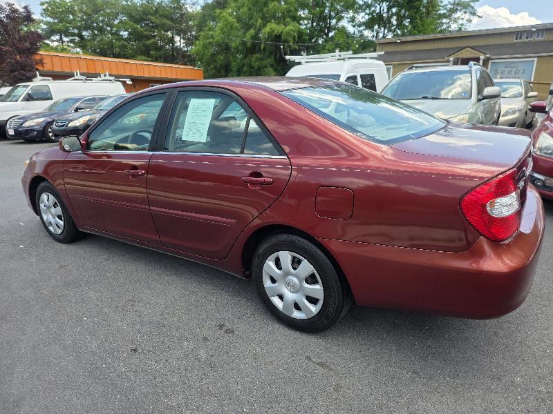 Toyota Camry Standard 2004