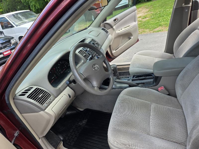 Toyota Camry Standard 2004