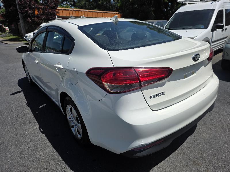 Kia Forte LX 6A 2017