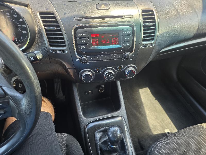 Kia Forte LX 6A 2017