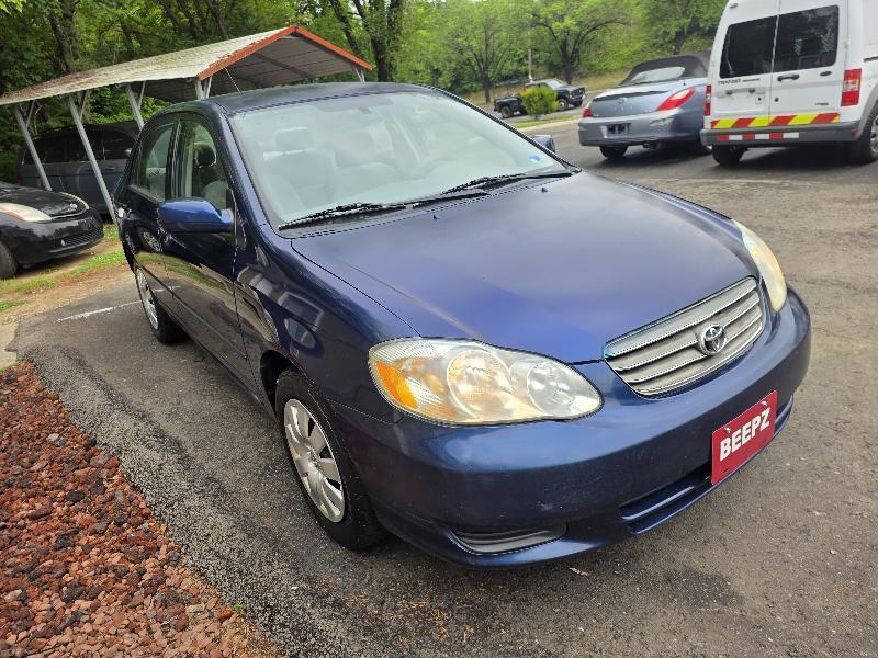 Toyota Corolla LE 2004