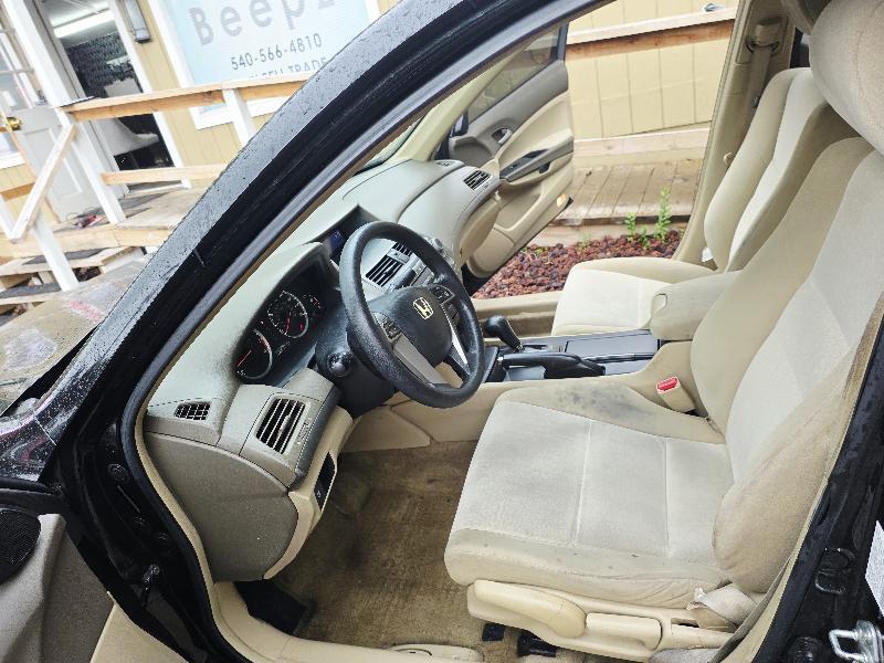 Honda Accord LX sedan AT 2009