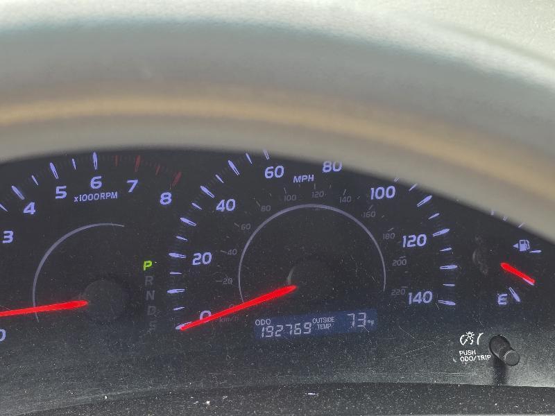 Toyota Camry Base 6-Spd AT 2011