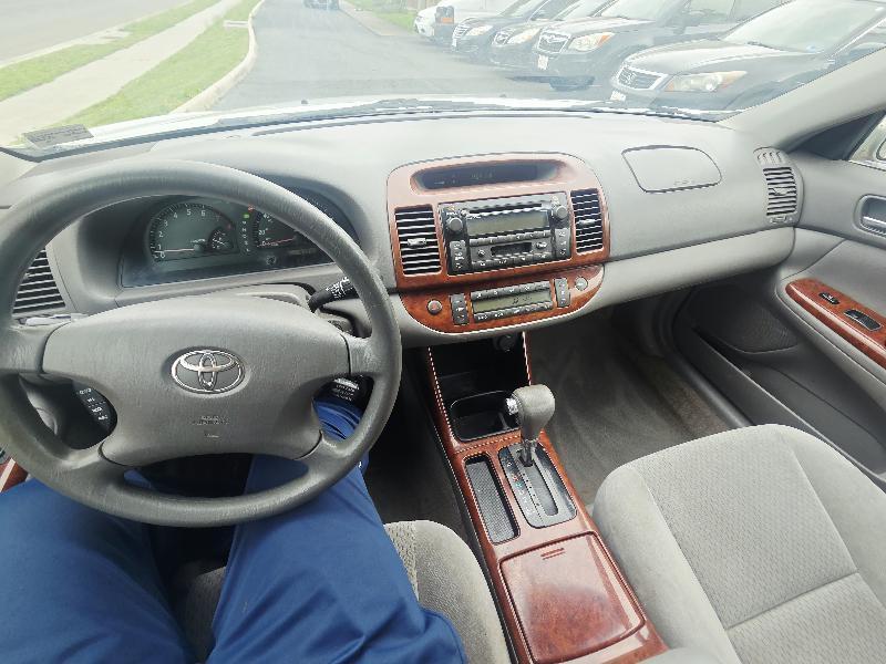 Toyota Camry 4dr Sdn XLE Auto 2002
