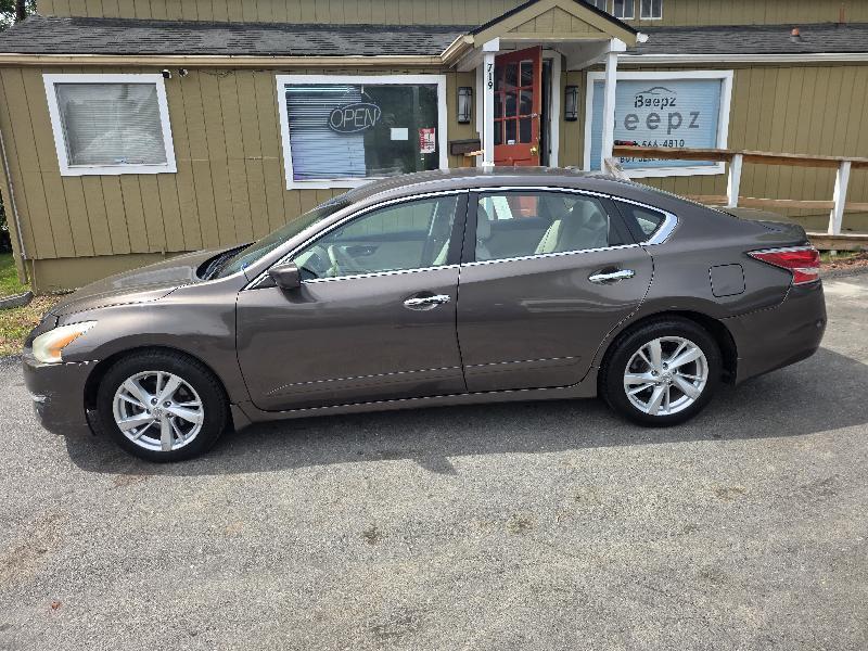 Nissan Altima 2.5 SV 2015