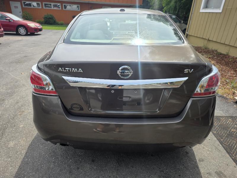 Nissan Altima 2.5 SV 2015