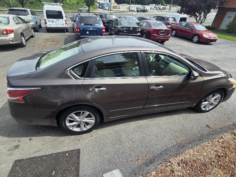 Nissan Altima 2.5 SV 2015
