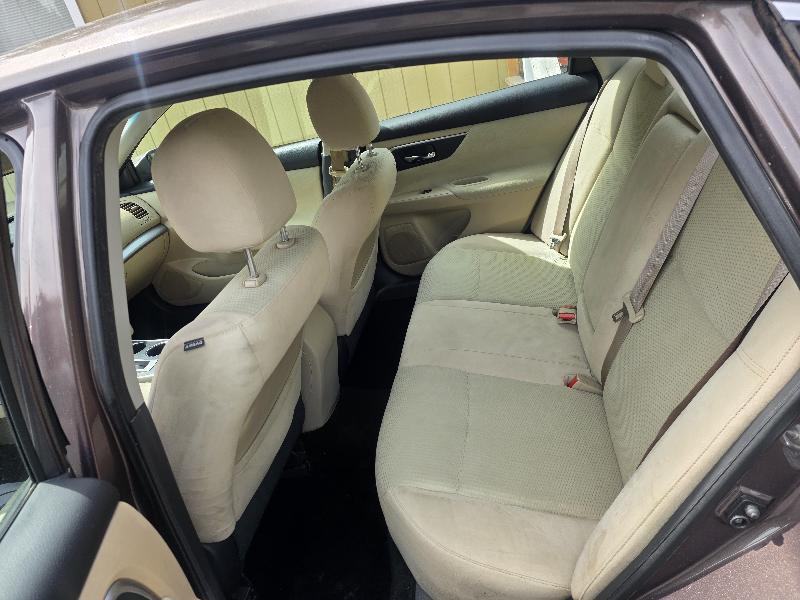 Nissan Altima 2.5 SV 2015