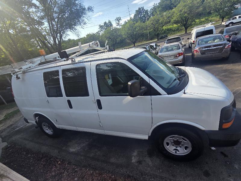 Chevrolet Express 2500 Cargo 2009