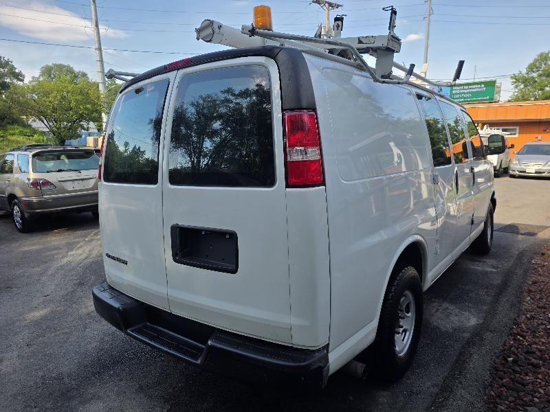 Chevrolet Express 2500 Cargo 2009