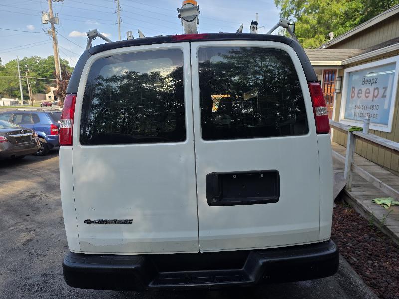 Chevrolet Express 2500 Cargo 2009
